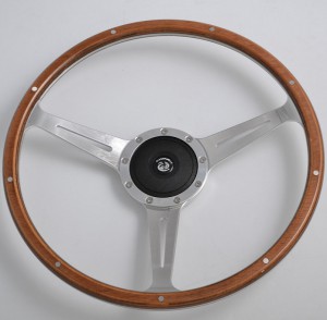 17 inch Laminated Wooden Rivet Classic Steering Wheel with 3 Spoke Polished for GMC Chevy Timber steering wheel