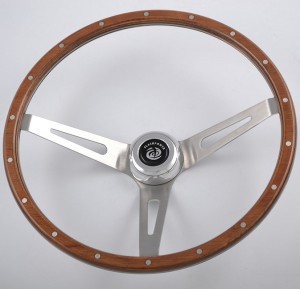 Wood Rim Deep Dish Classic Steering Wheels with 304 Stainless Steel Spoke